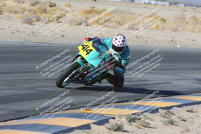 media/Jan-10-2025-CVMA Friday Practice (Fri) [[489e0da257]]/Group 4 and Trackday/Session 2 (Turn 4 Inside)/